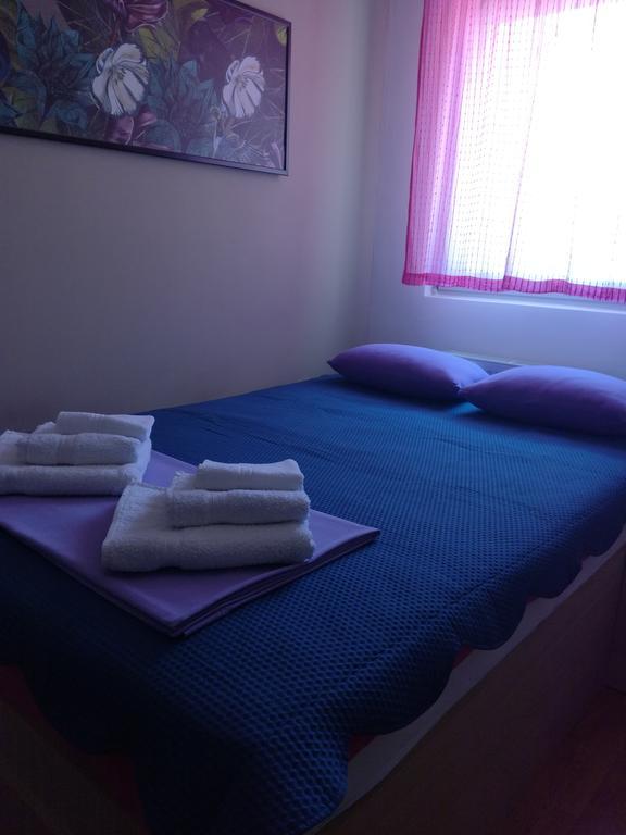 Naissa Apartment Ni Esterno foto