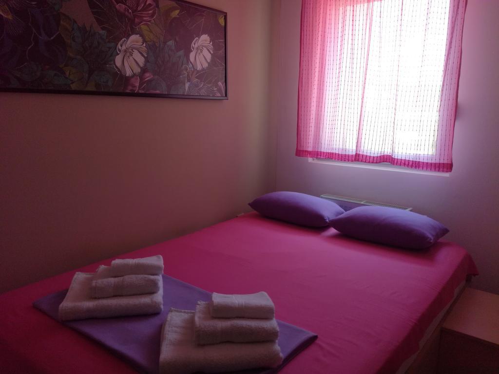 Naissa Apartment Ni Esterno foto