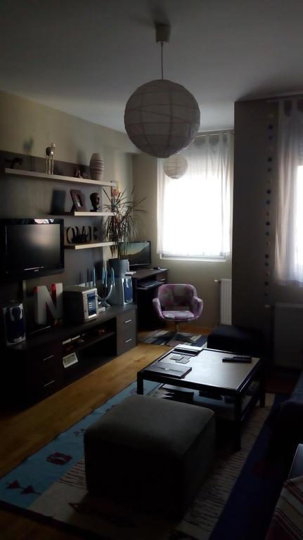 Naissa Apartment Ni Esterno foto